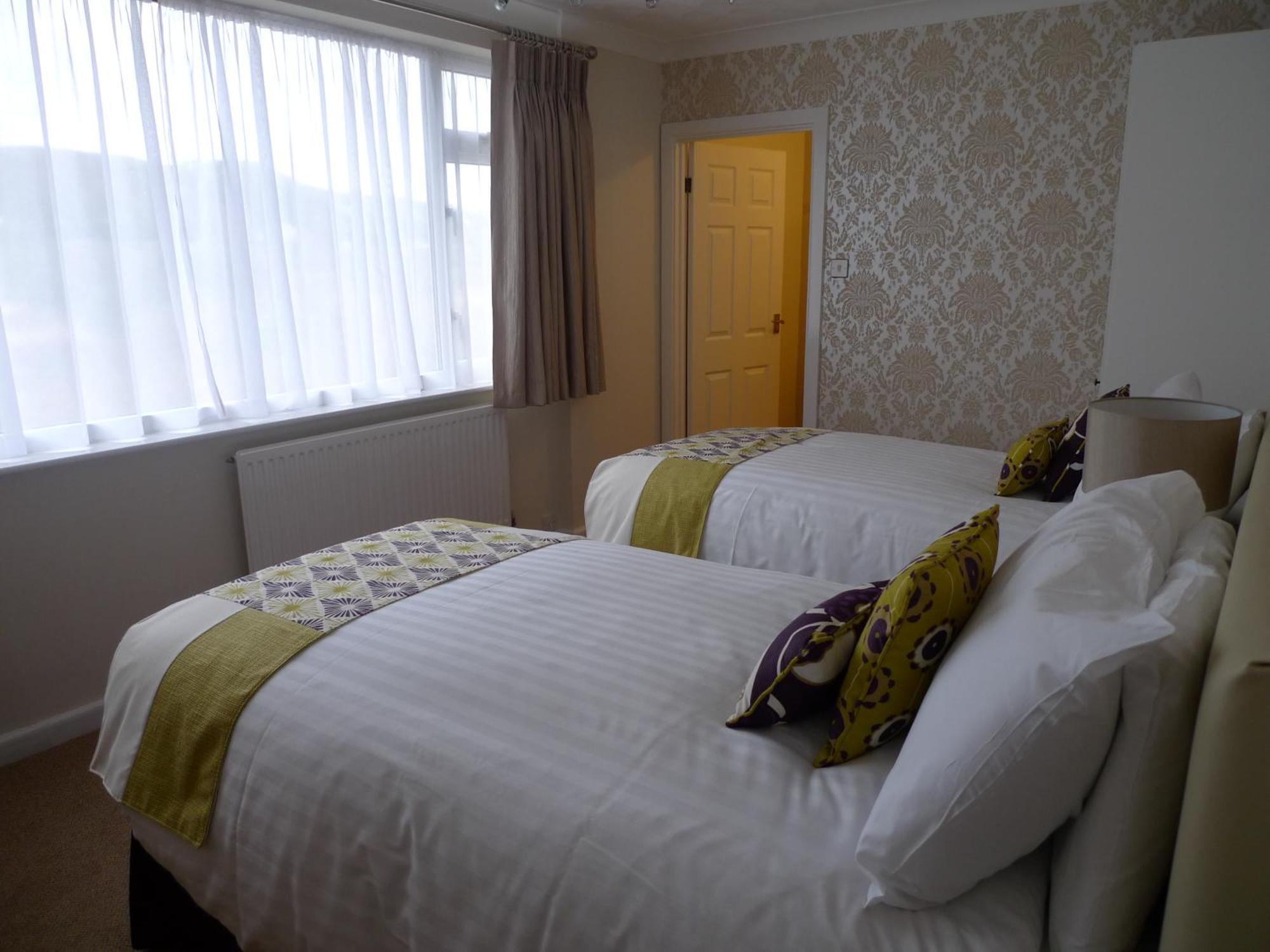 Ashburnham Hotel Pembrey Room photo