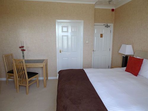 Ashburnham Hotel Pembrey Exterior photo