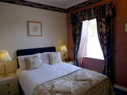 Ashburnham Hotel Pembrey Exterior photo